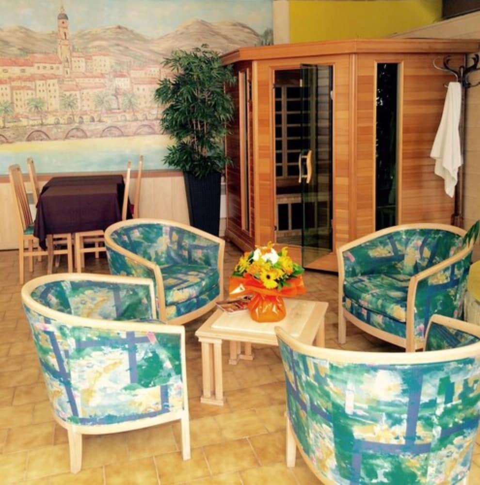 Hotel Menton Riviera المظهر الخارجي الصورة